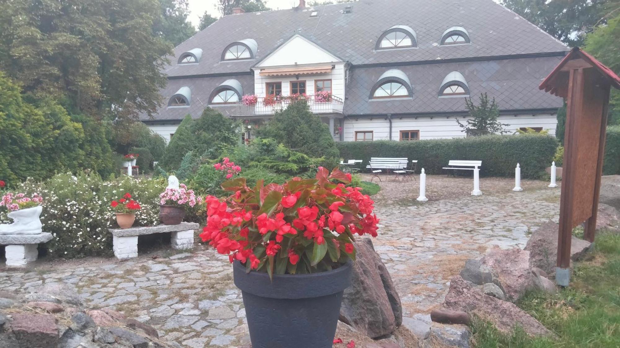 Dworek pod Herbem Gądkowice Zewnętrze zdjęcie